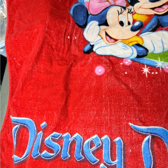 Disney Beach Towel with Mickey and Friends - Red and Multicolor - Picture 6 of 6